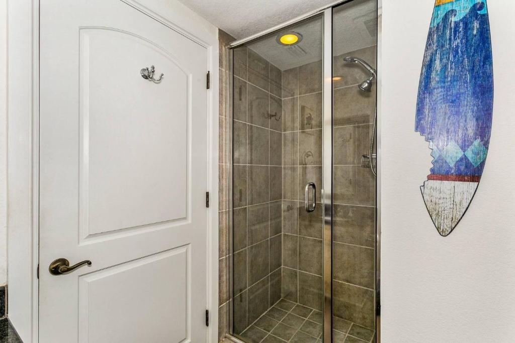 Beach Club 604