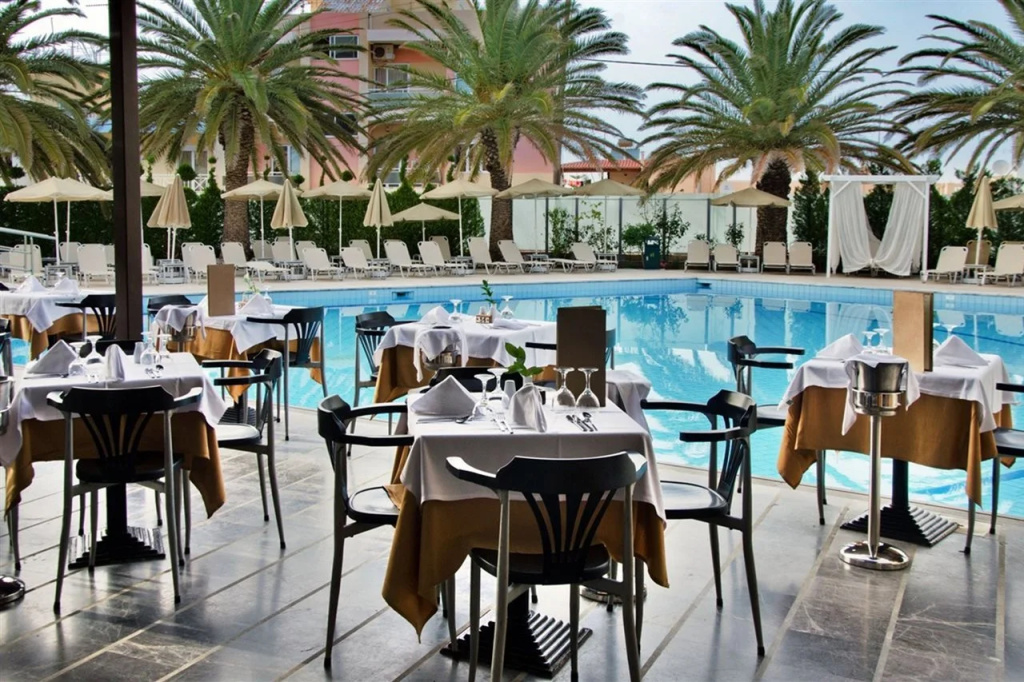 Minos Hotel