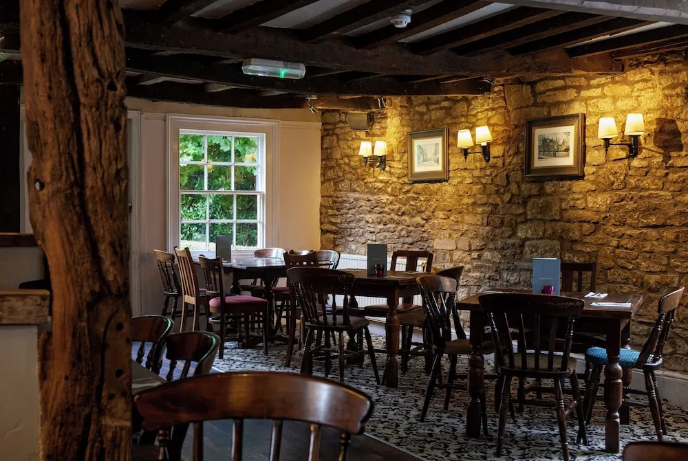 Hunters Hall Inn by Greene King Inns