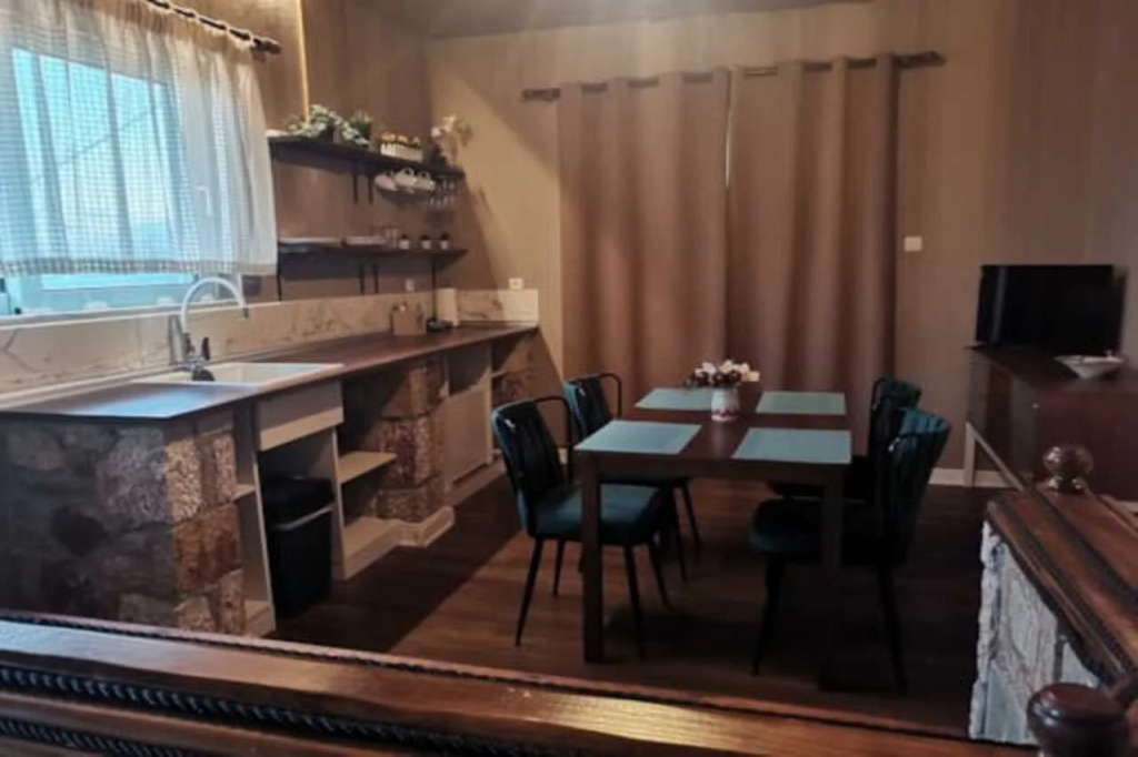Ataviros Hotel