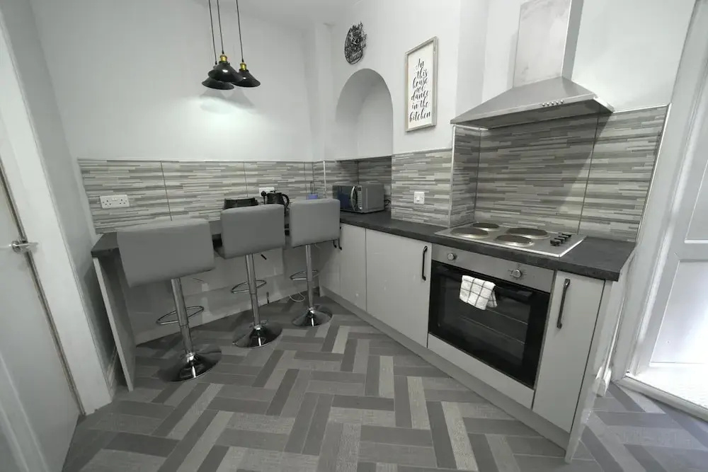 Telford - Apartment - Sleeps 5 - Flat 4