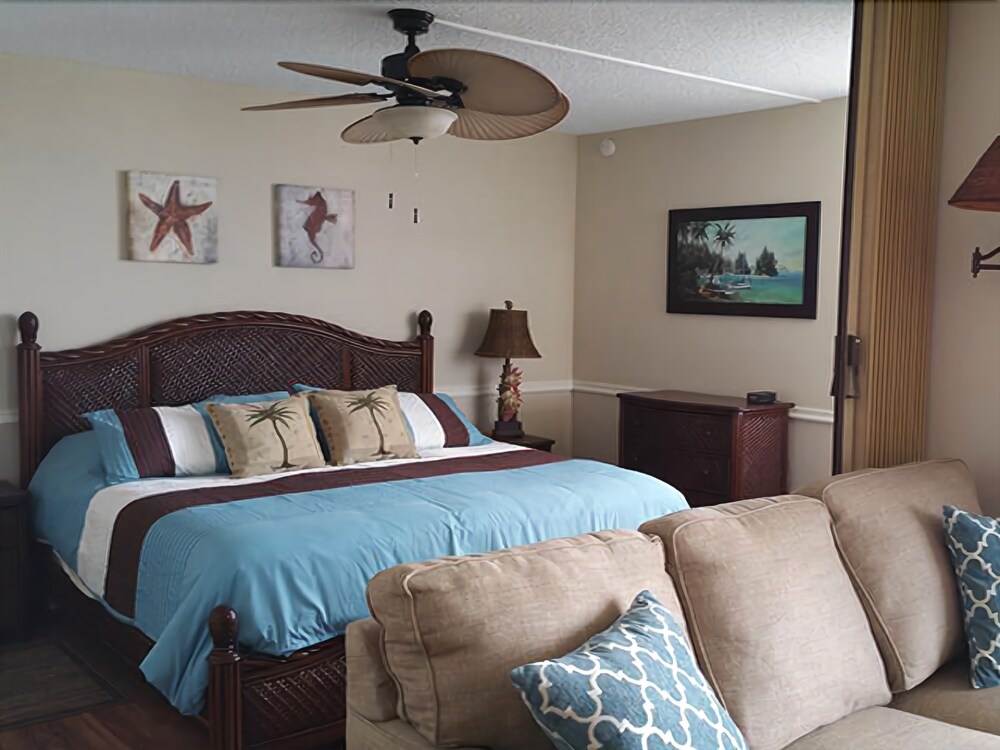 Estero Beach & Tennis 807a 1 Bedroom Condo