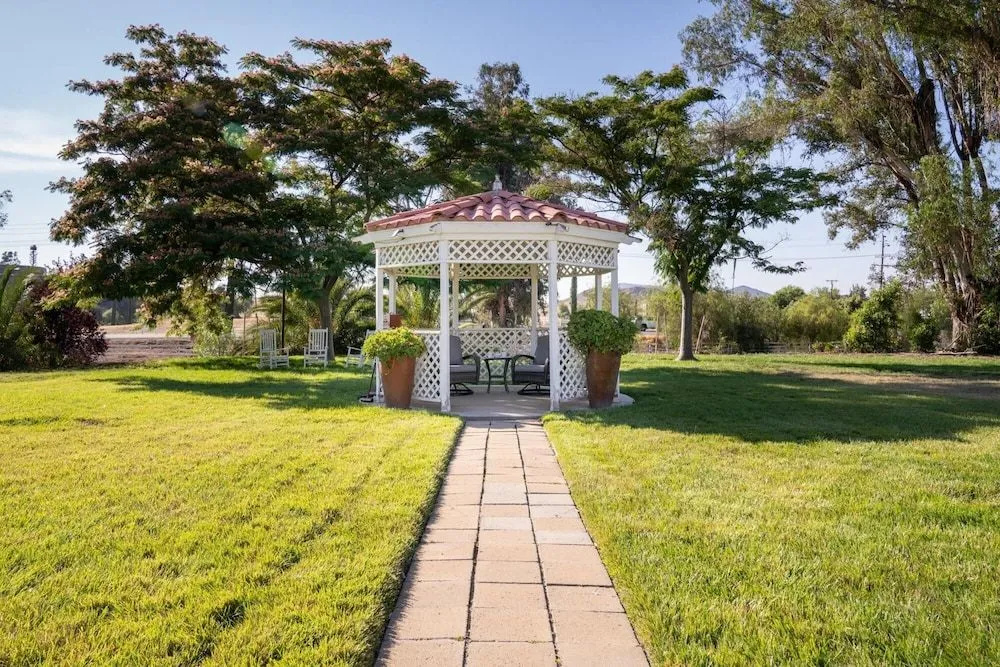 Glen Oaks - Merlot in California
