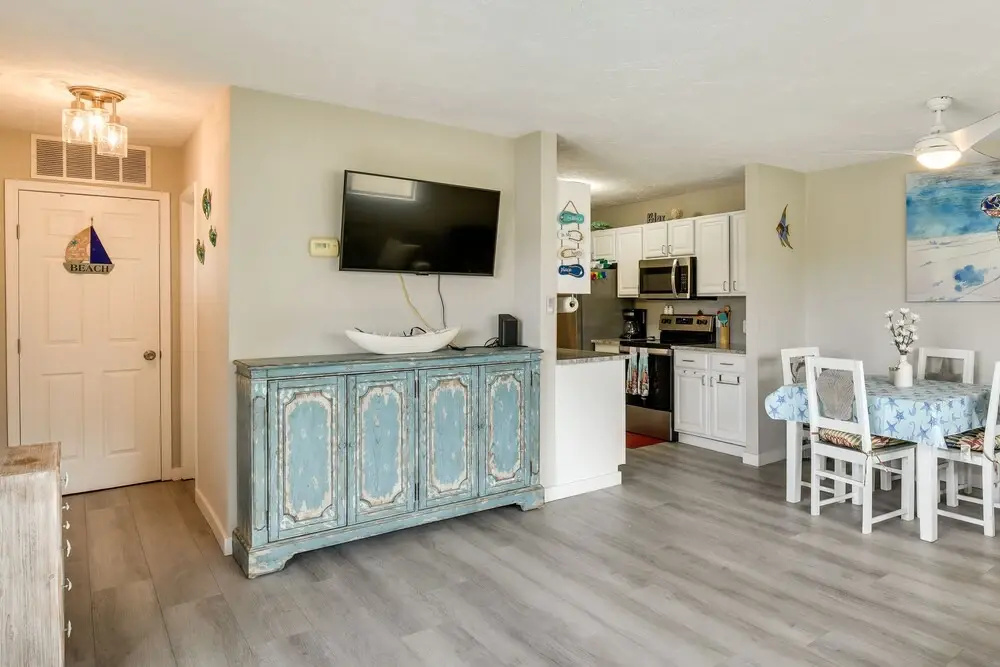Walk to Ocean: Miramar Beach Condo w/ Pool Access!