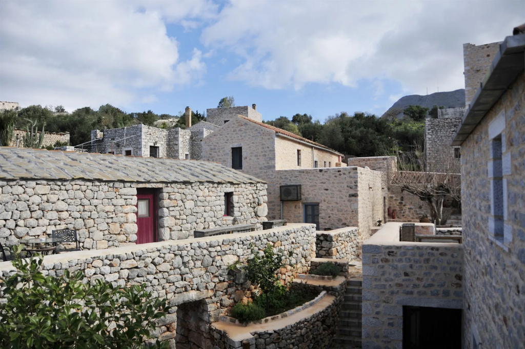 Lithos Stone Suites