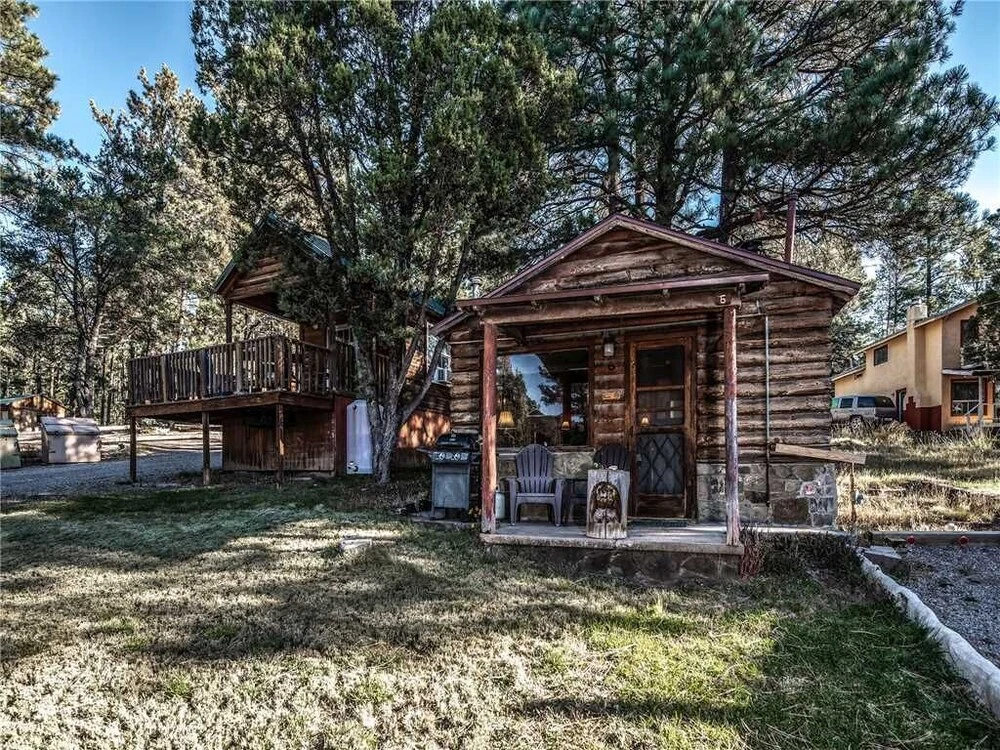 Apache Village 6, King Studio with Sleeper Sofa, Sleeps 3