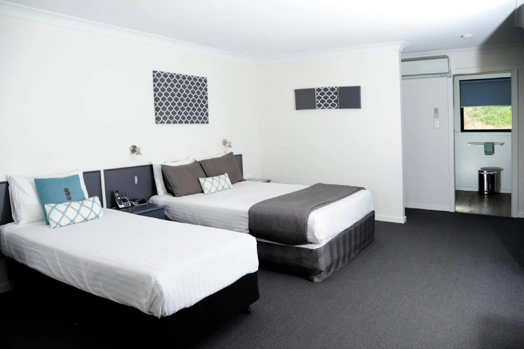 Tamar River Villas
