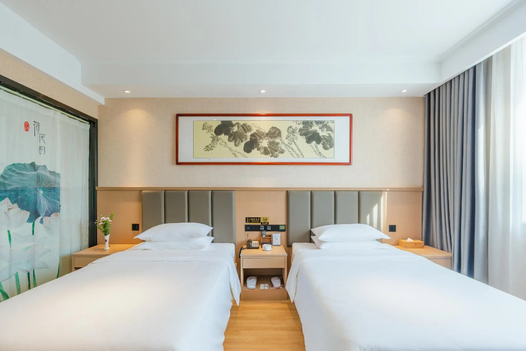 Rezen Laizhu Hotel (Lianhua)