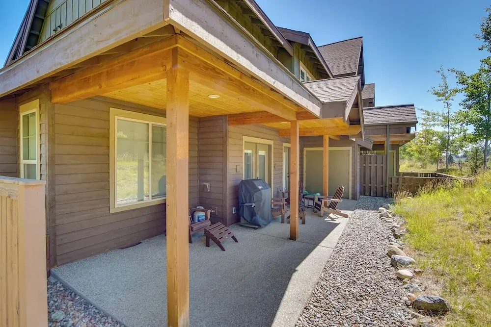 Suncadia Resort Townhome with Grill and Fireplace