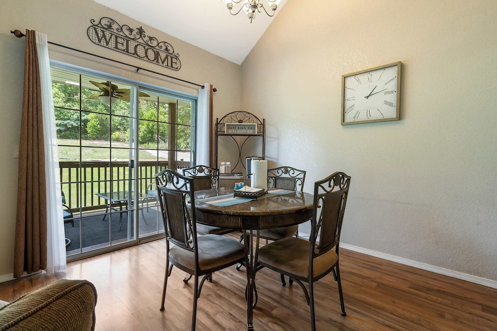 Scenic Spot Vacation Property