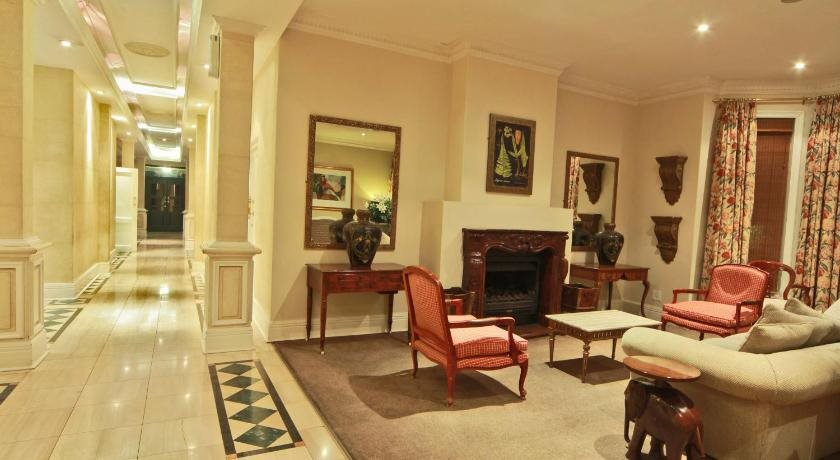 Redlands Hotel