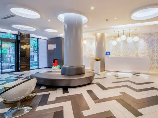 Orange Hotel (Hefei Sanxiaokou Subway Station Store)