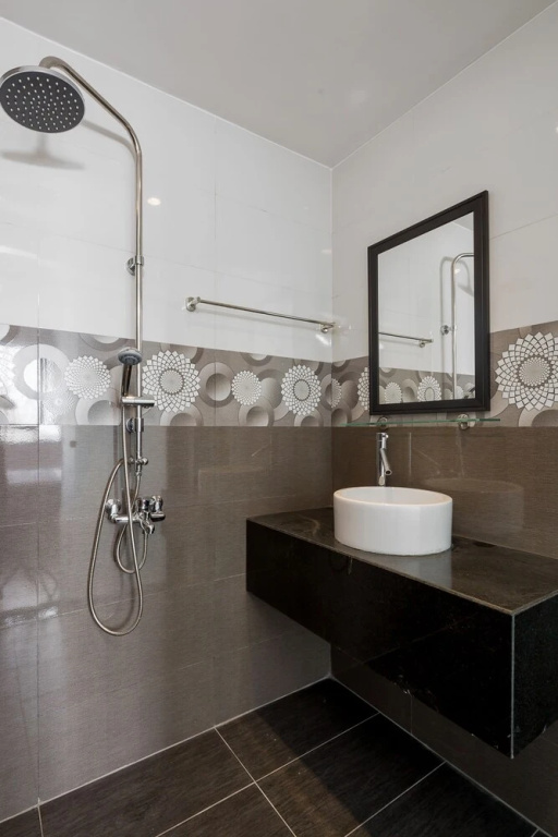 Zoneland Apartments Lavender95