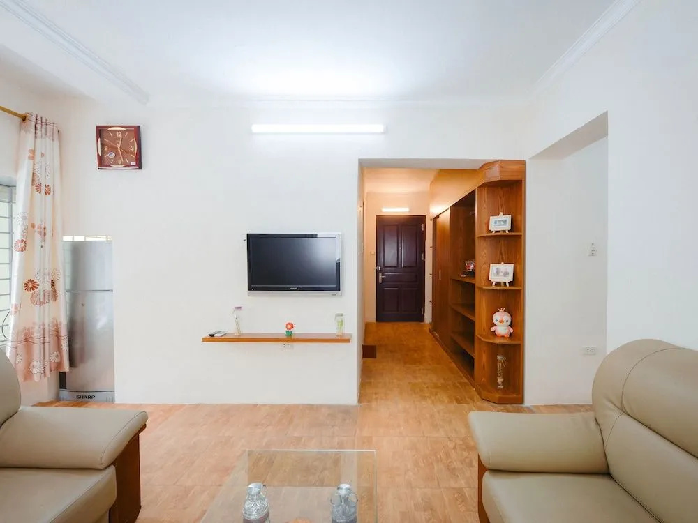 OYO 269 MOET Hotel