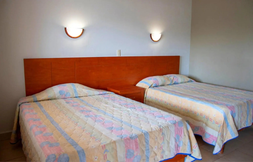 Hotel Contry
