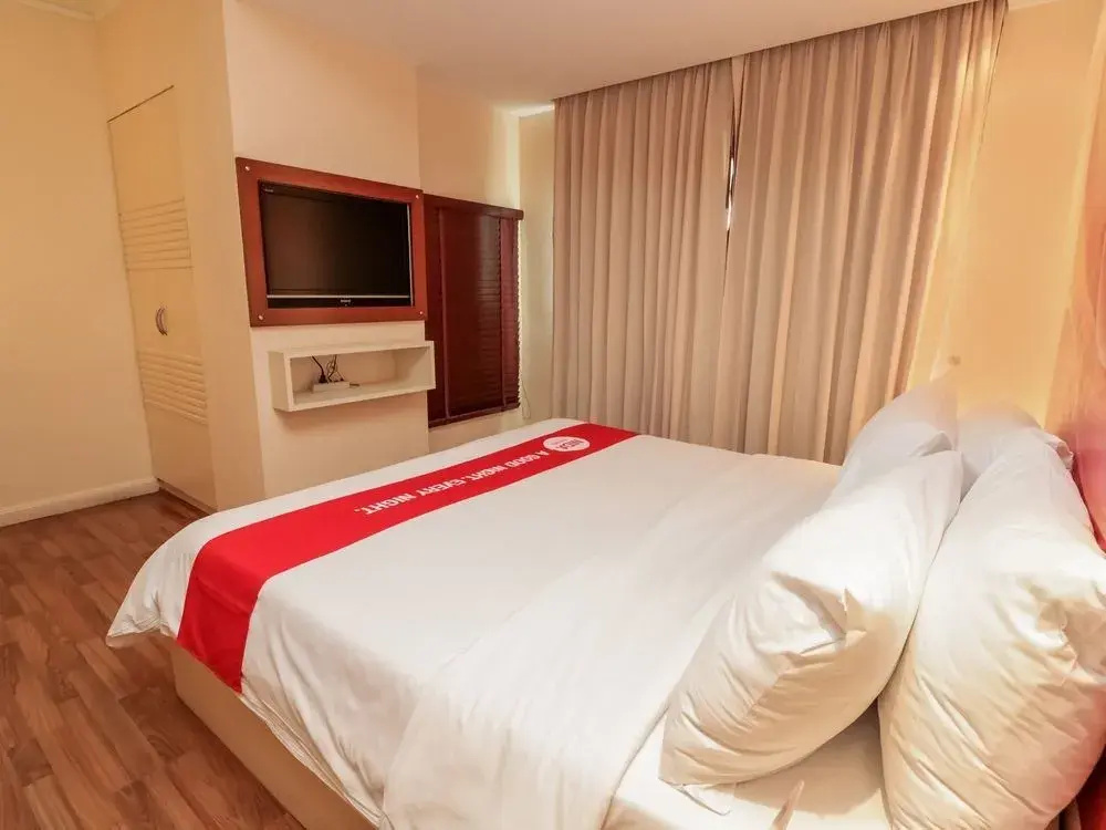 NIDA Rooms Triple 1 DinDaeng Downtown