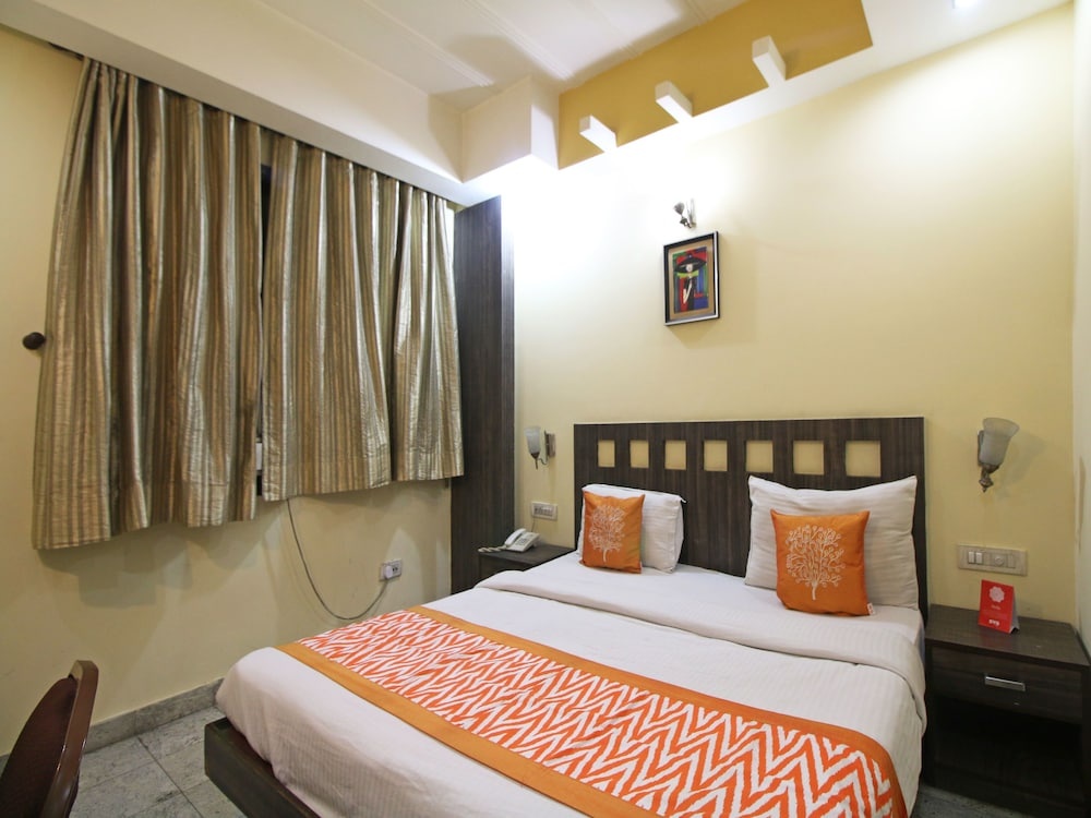 Tjs Grand Karolbagh