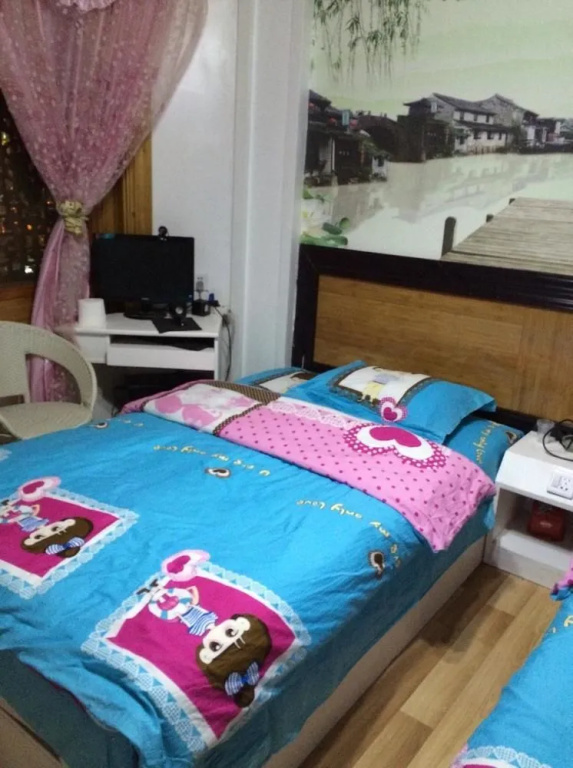 Yijian River View Guesthouse