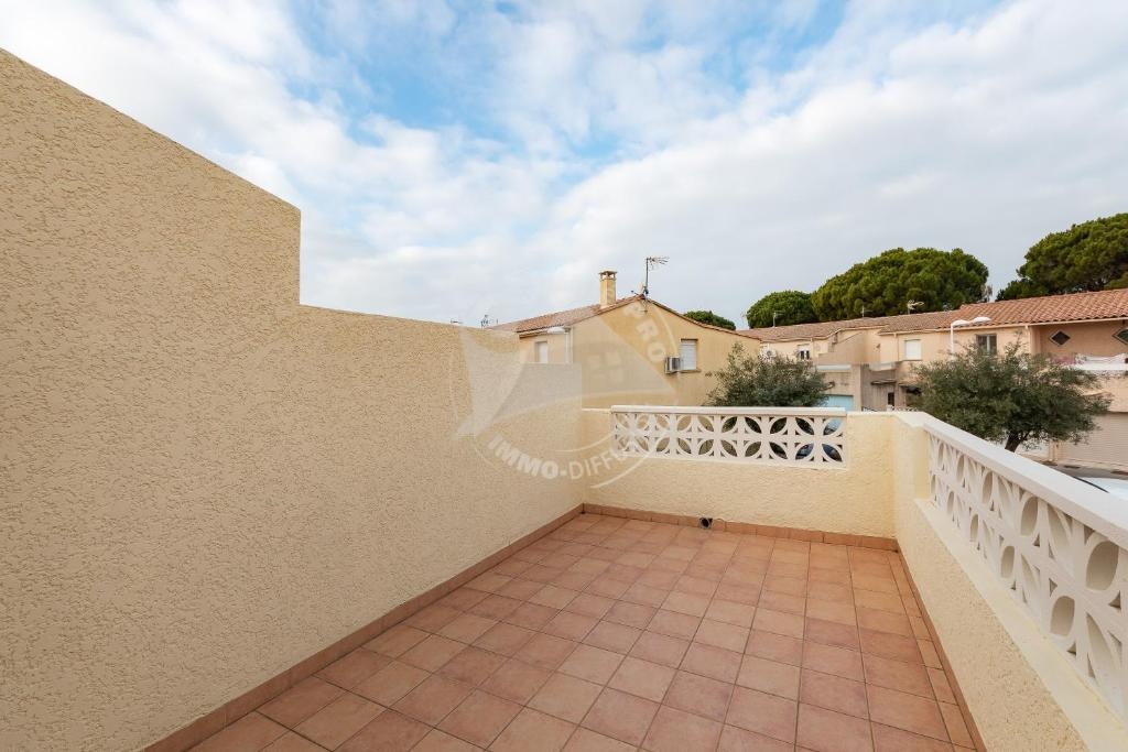 AS21493 - Villa P3 avec terrasse et solarium