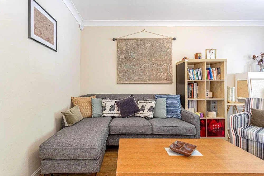 Beautiful 3 Bed House W Patio 10 Mins to Excel
