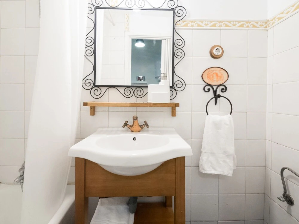 Room to Rent Augusto Figueroa