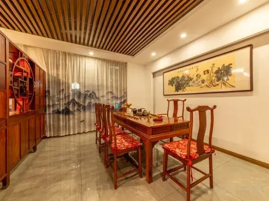 Taiyuan Hidden Luxury Hotel