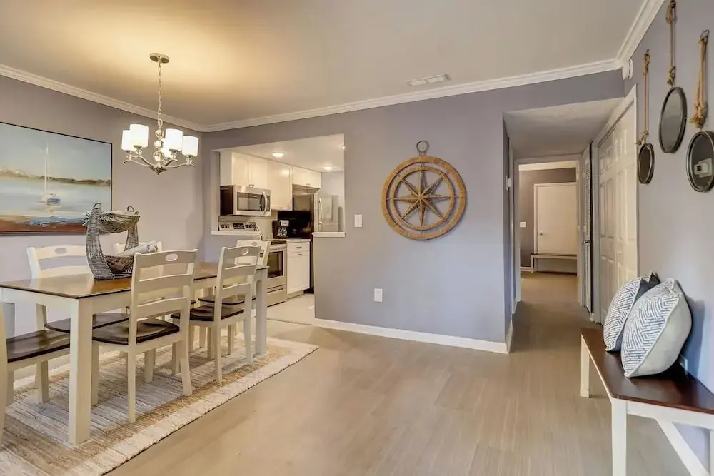 Spacious 3BR Hilton Head Getaway + Pool Access