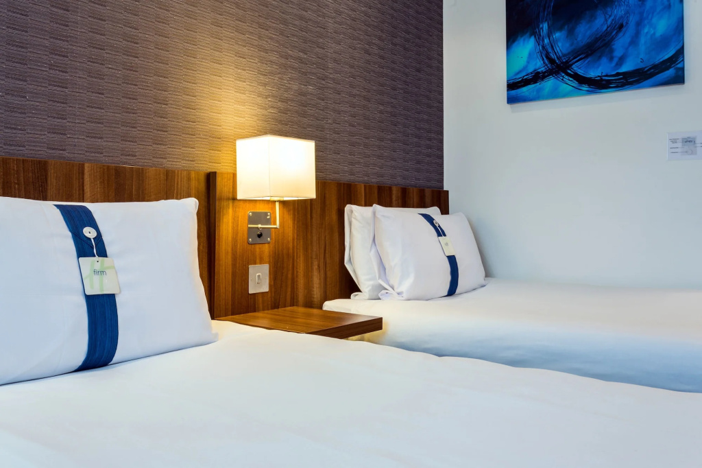 Holiday Inn Express Harlow by IHG
