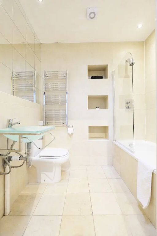 New Super 1 BD Flat in the Heart of Islington