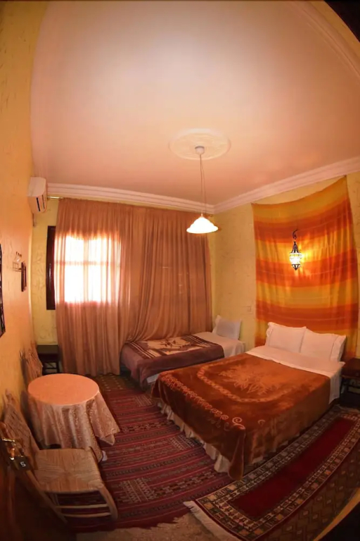Auberge et hôtel les amis tafraout