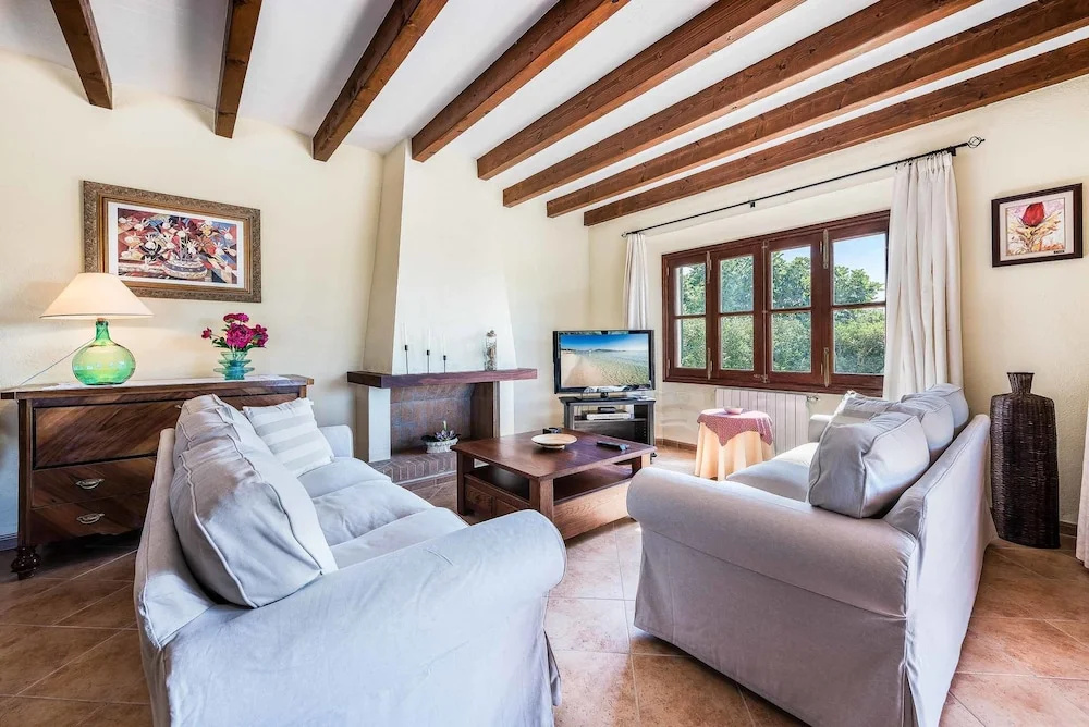 Villa Can Canavaret by SunVillas Mallorca