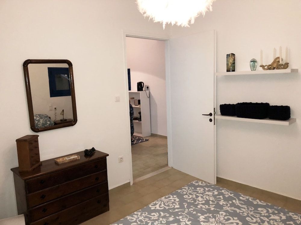 Aphrodite and Apollo Apartments
