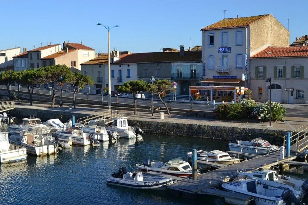 lHotel du port