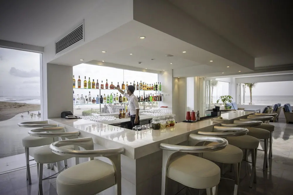 Lv8 Resort Hotel
