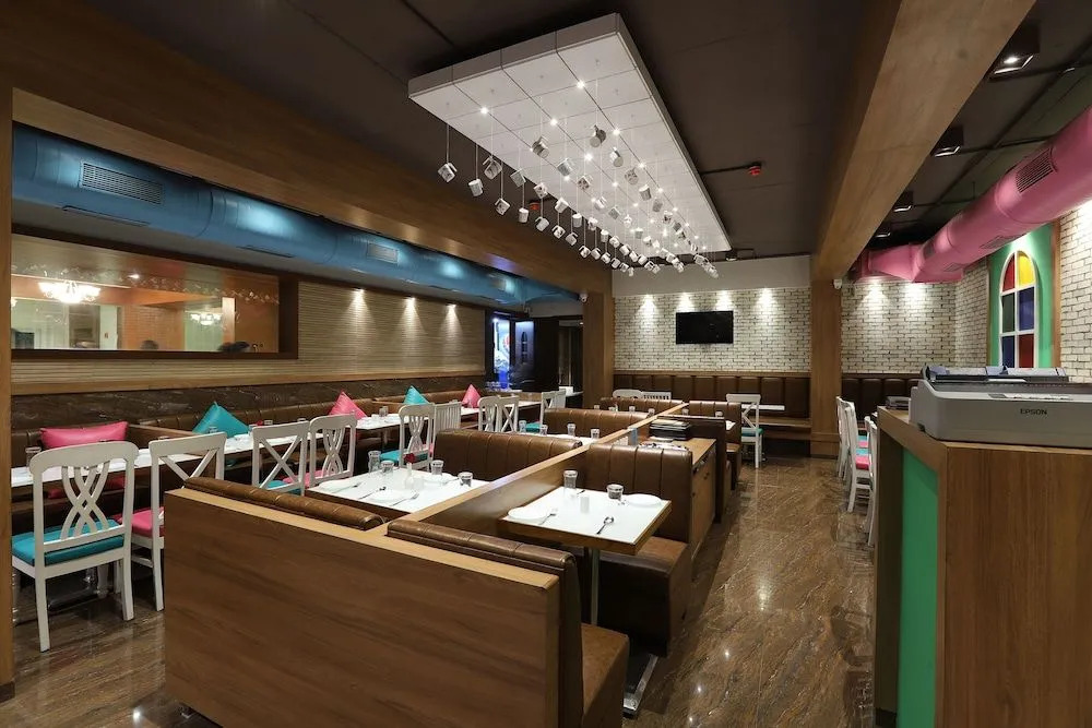 Hotel S3 Park, Ambernath