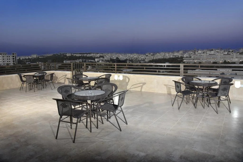 Al Bateel Hotel Apartments