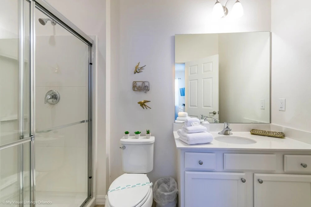 Solterra - 7008 Oakwood Street
