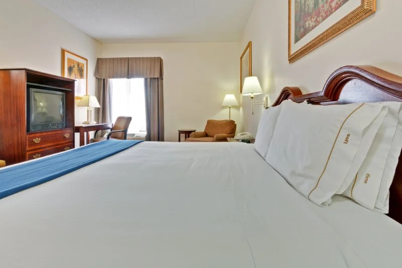 Comfort Inn Clarksville (ex.holiday Inn Express Clarksville)