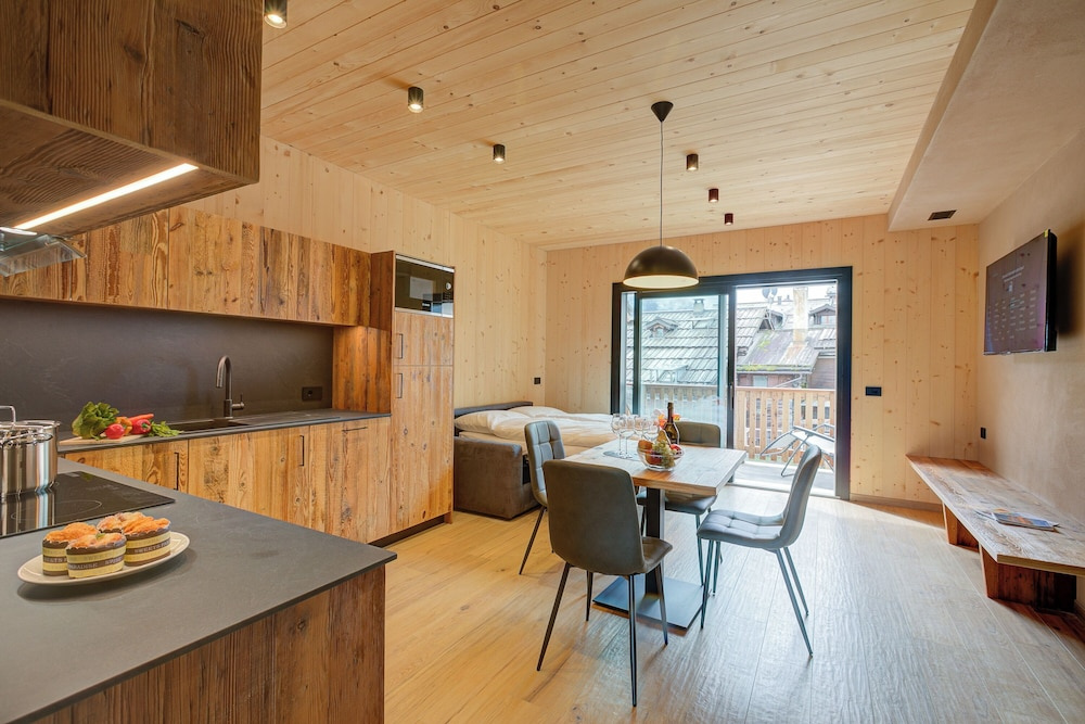 Leba House