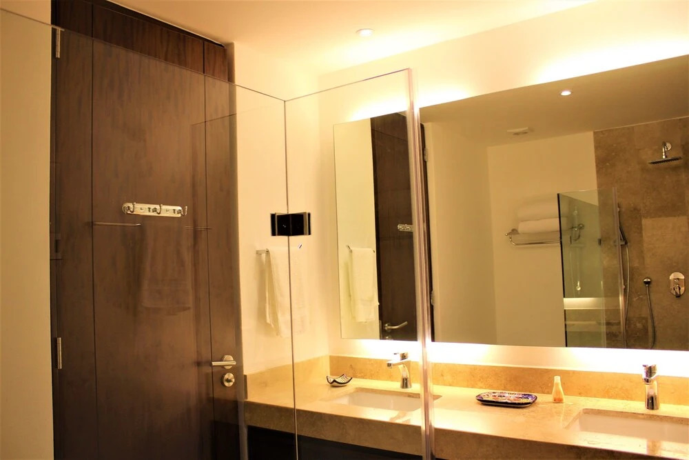 Full of nature 2BR Condo with balcony by Happy Address