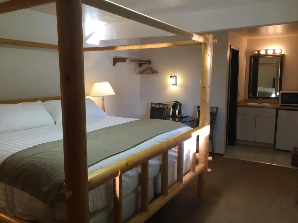 Gateway Inn