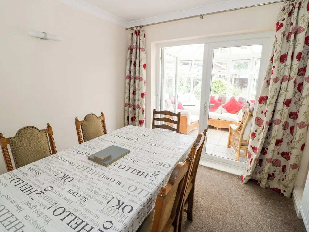 Lynsted Lodge