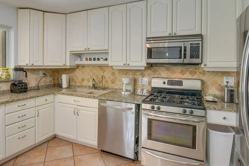 Pompano Beach Retreat w/ Backyard Oasis!