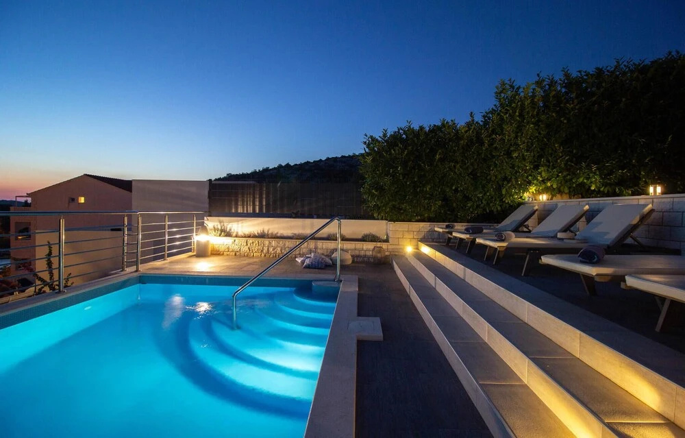 Gorgeous Home In Kalebova Luka
