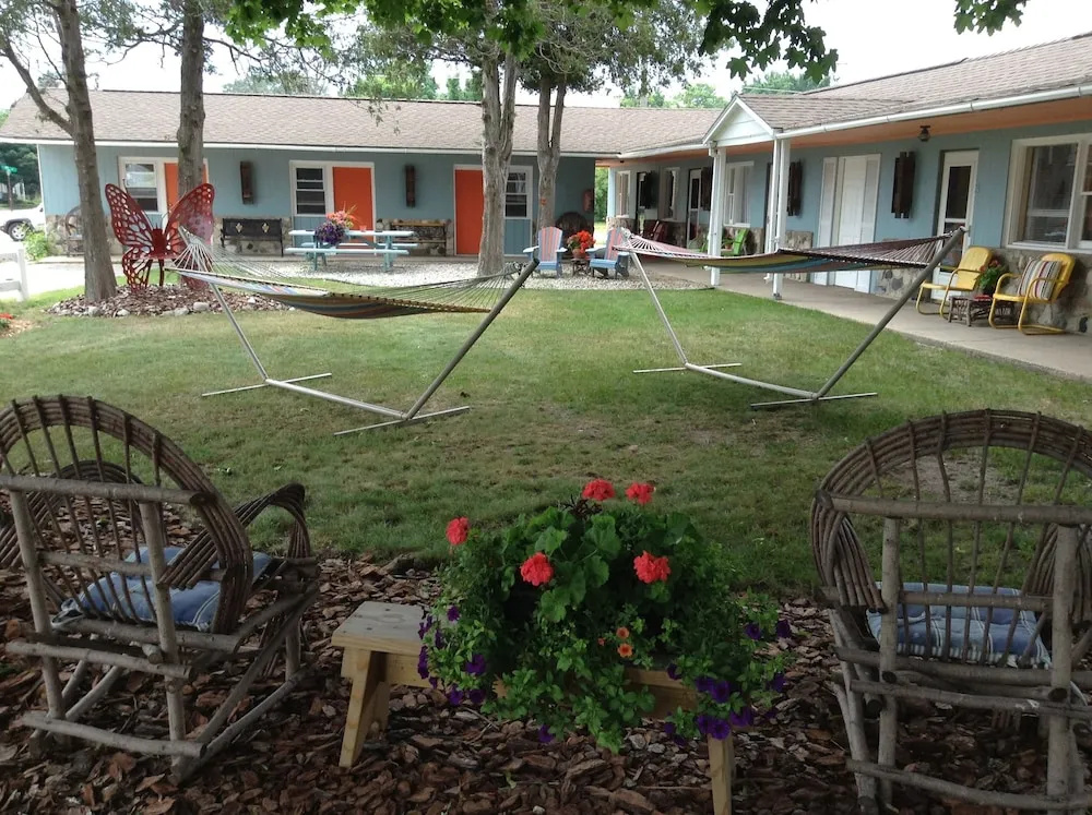 Bay Port Lodging