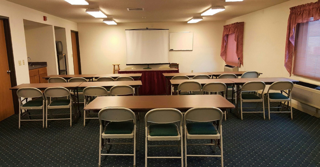 Motel 6-Saukville, WI