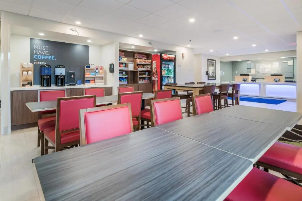 Holiday Inn Express - Plymouth by IHG