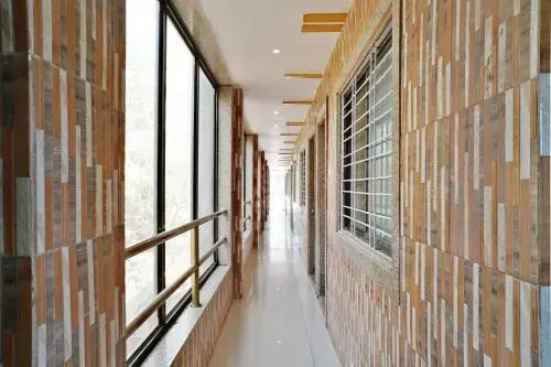 Orient Bay Inn By OYO Rooms