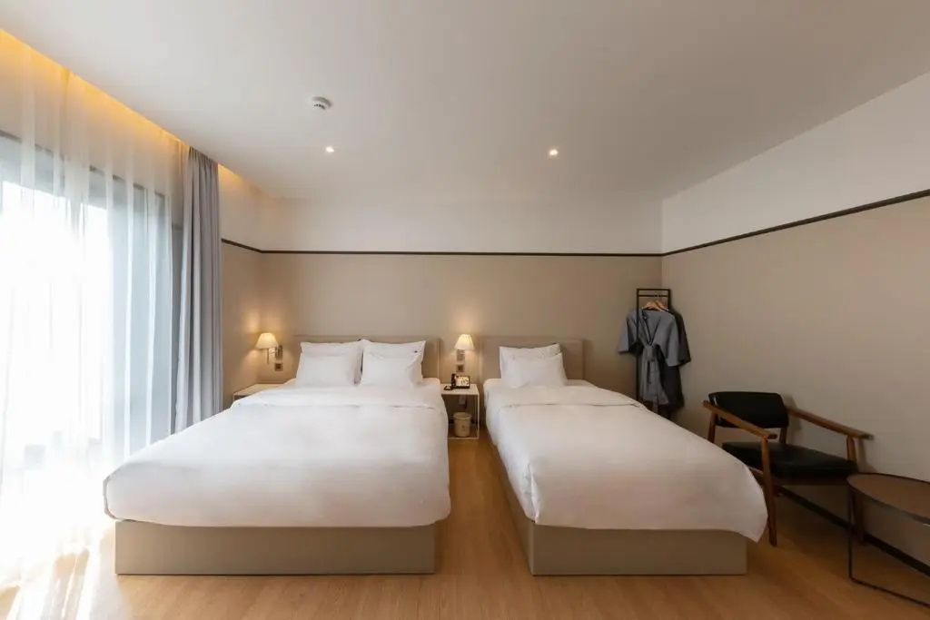 Brown-Dot Hotel Dongchon Amusement Park