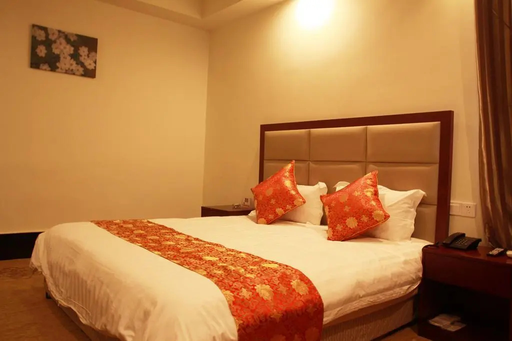 Shanghai Shuiting Holiday Hotel